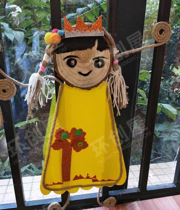 幼儿园走廊可爱的宝宝图片