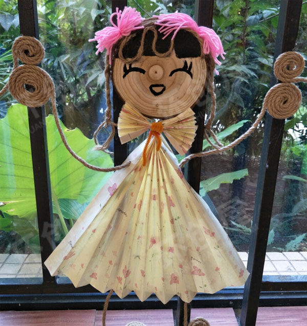 幼儿园走廊可爱的宝宝图片