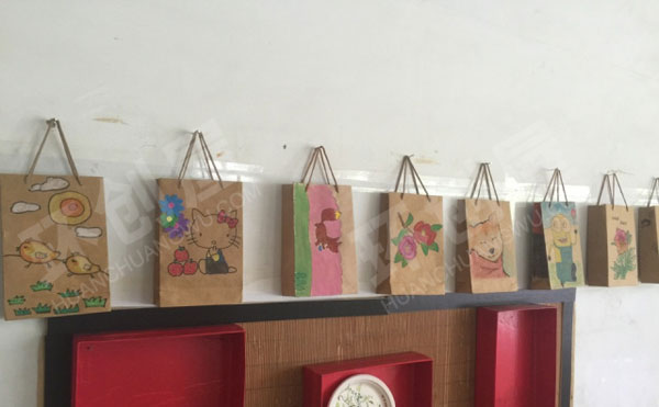 幼儿园美工区牛皮纸袋装饰图片