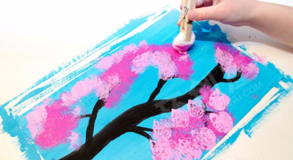 幼儿园美工区DIY樱花树图片