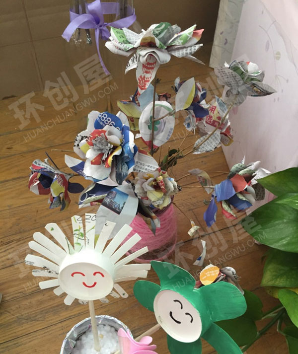 幼儿园花店美工区的作品展图片