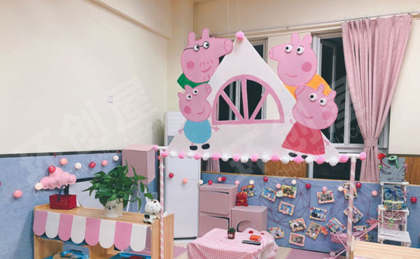 幼儿园小猪佩奇风格吊饰图片