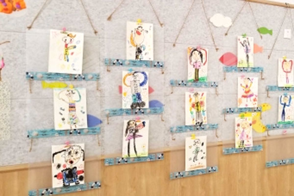 幼儿园作品展示墙图片