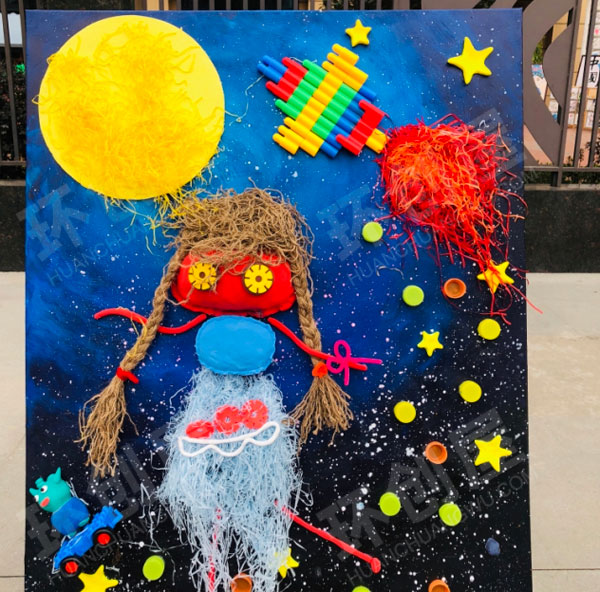幼儿园绘画作品展示图片
