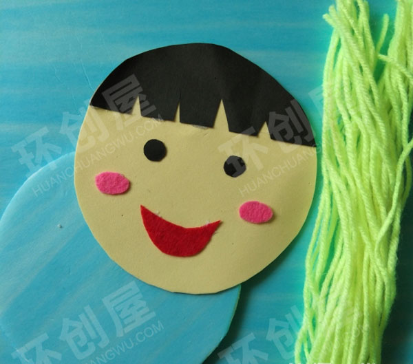 幼儿园生活区绑辫子图片