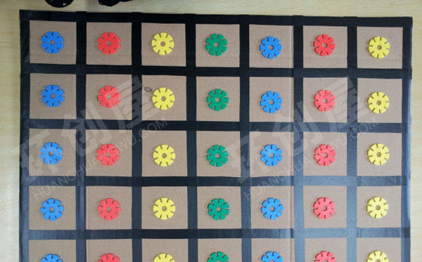 幼儿园益智区自制玩教具寻找色彩图片