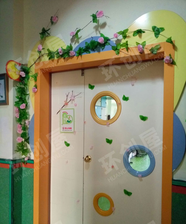 幼儿园绿色森林系门窗图片