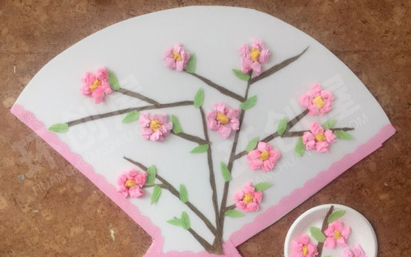幼儿园桃花主题作品展示图片