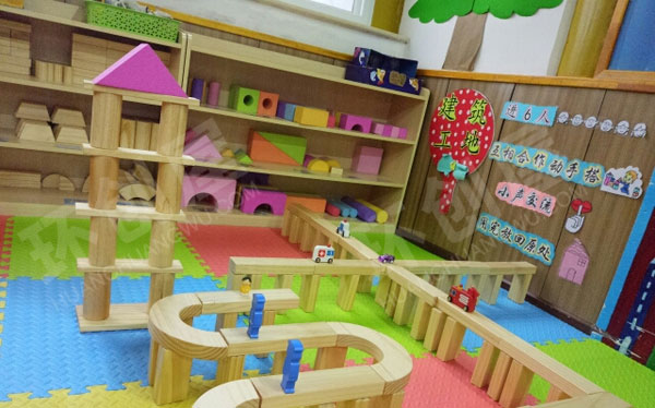 幼儿园建构区不同建筑物搭建图片