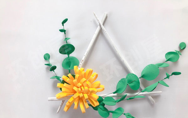 幼儿园小清新纸花吊饰图片