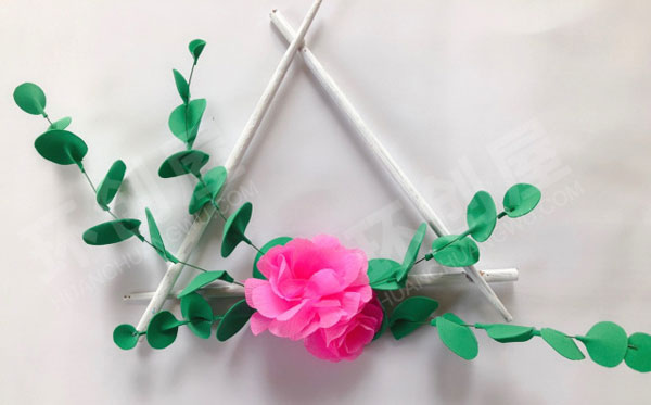 幼儿园小清新纸花吊饰图片
