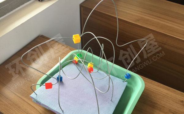 幼儿园益智区废物利用自制教玩具图片
