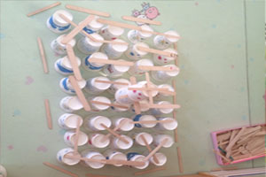 幼儿园建构区纸杯创意图片3张