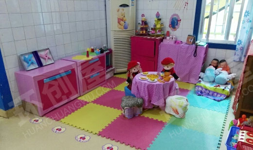 幼儿园角色游戏温馨娃娃家图片