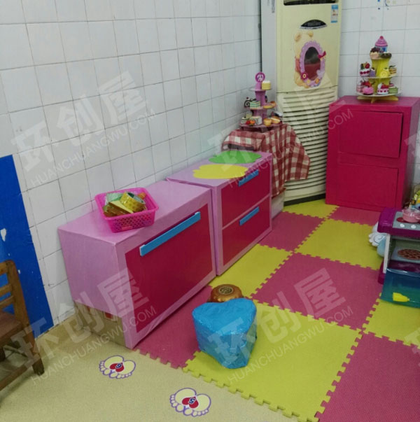 幼儿园角色游戏温馨娃娃家图片