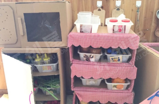 幼儿园角色游戏娃娃家创意纸箱图片
