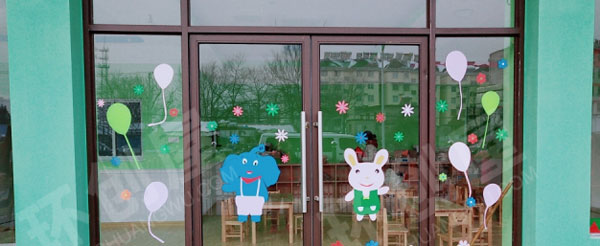 幼儿园卡通窗户装饰图片