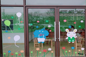 幼儿园卡通窗户装饰图片5张