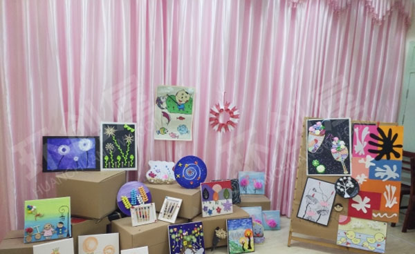 幼儿园童心童画趣味美术作品展图片
