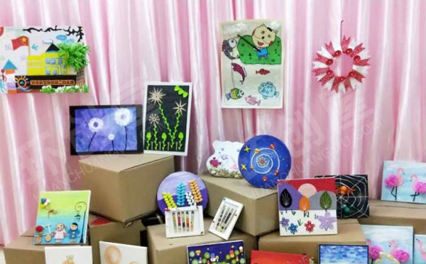 幼儿园童心童画趣味美术作品展图片