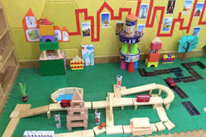 幼儿园环创建构区材料与搭法图片7张