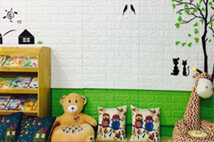 幼儿园温馨图书室图片4张