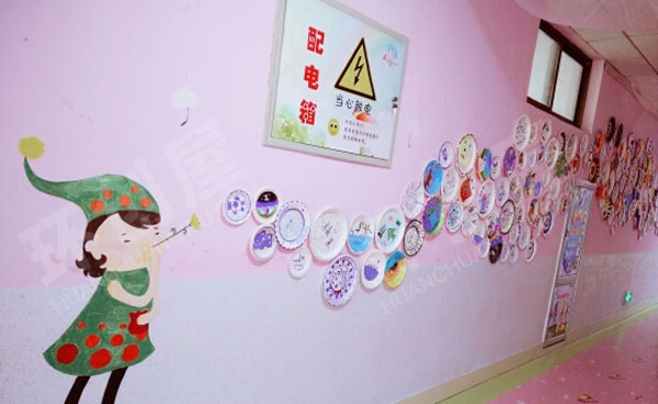 幼儿园纸盘走廊装饰图片