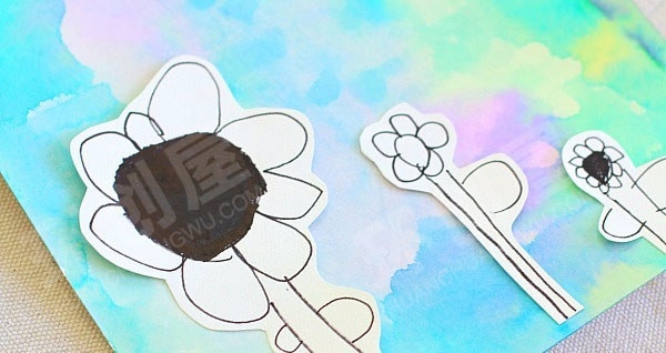幼儿园美工区水彩背景的花朵图片