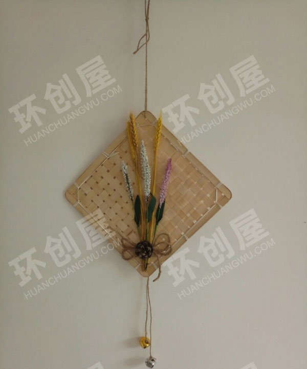 幼儿园班级原木风挂饰图片