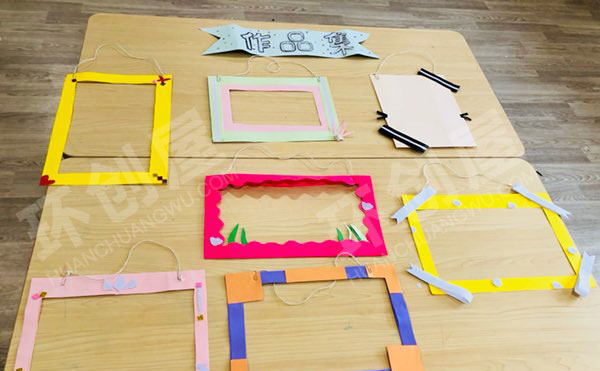 幼儿园作品相框展示图片