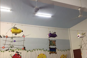 幼儿园简单童趣环保吊挂饰图片