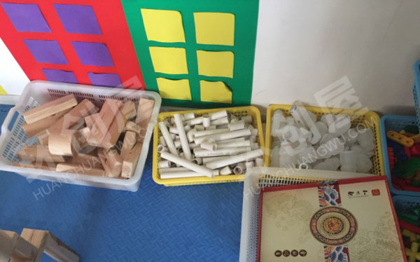 幼儿园建构区各种材料环创图片
