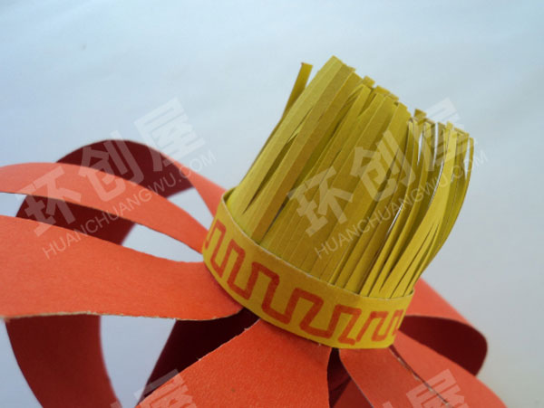 幼儿园色卡纸大灯笼吊饰图片