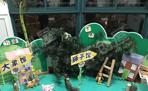 幼儿园建构区动物园搭建图片
