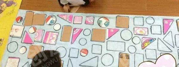 幼儿园益智区废物利用制作教玩具图片