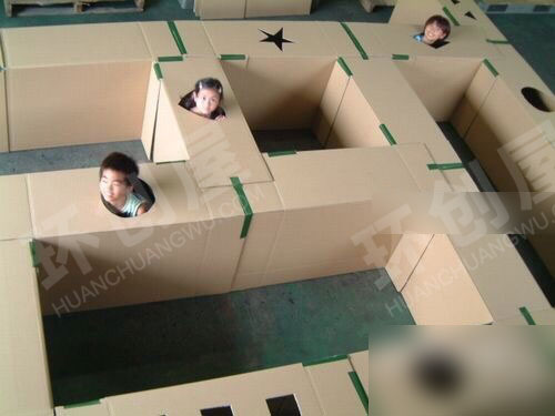幼儿园建构区纸盒创意搭建环创图片