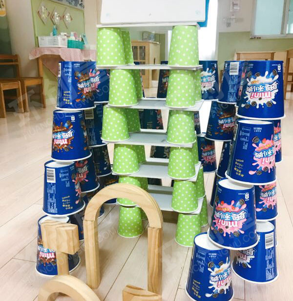 幼儿园废物利用建构区环创我们的城市图片