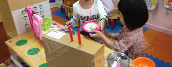 幼儿园角色游戏曲奇店小小厨师图片