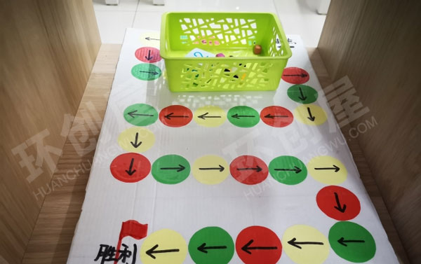 幼儿园益智区多种材料图片