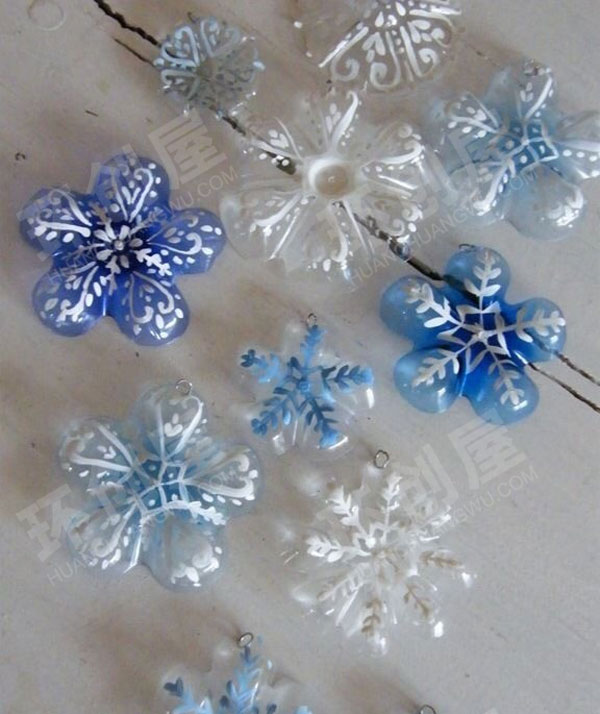 幼儿园晶莹剔透的雪花吊饰图片