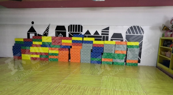 幼儿园简约风建构区图片
