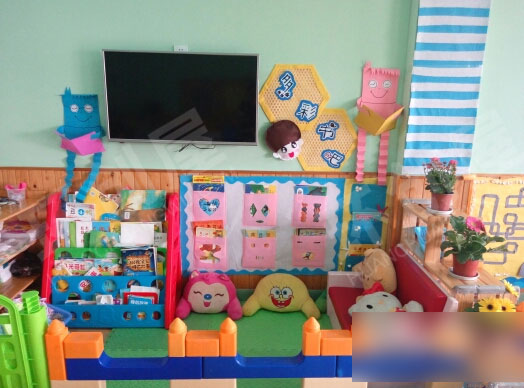 幼儿园阅读区温馨舒适的读书环境图片