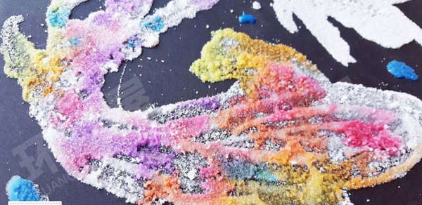 幼儿园美工区中秋胶水锦鲤画图片