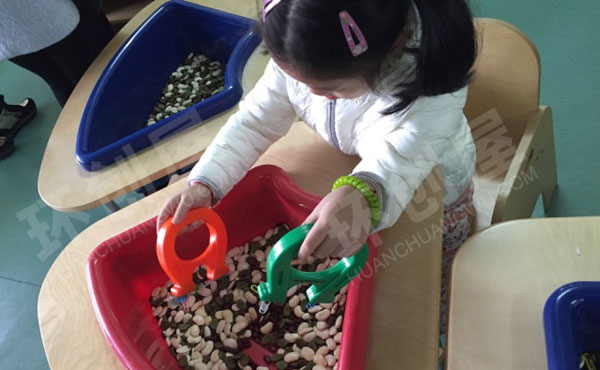 幼儿园科学室各种科学玩教具图片