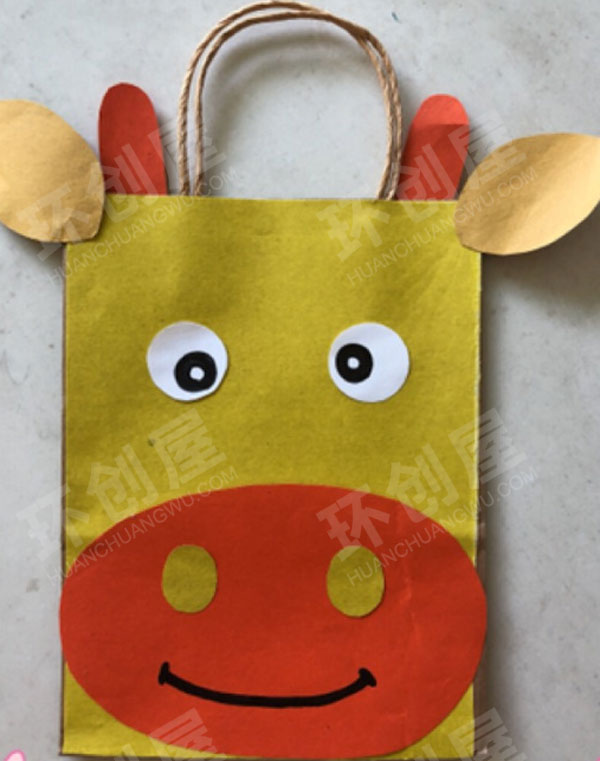 幼儿园走廊纸袋手工DIY挂饰图片