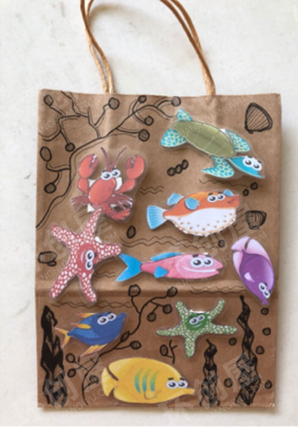幼儿园走廊纸袋手工DIY挂饰图片