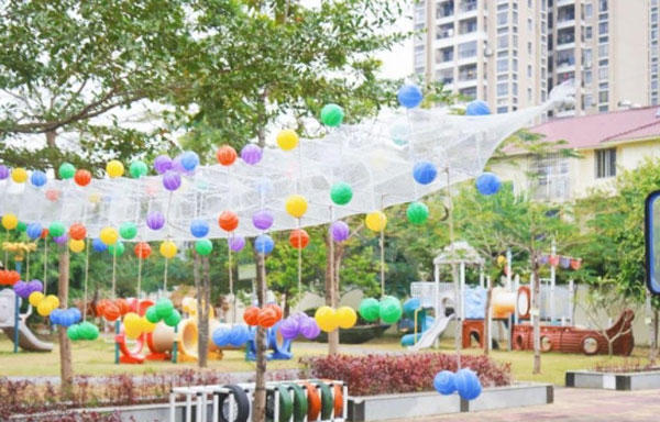 幼儿园户外游戏区图片