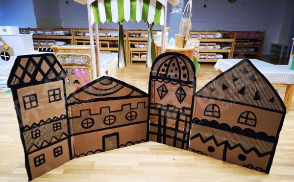 幼儿园建构区废物利用纸箱构画城堡图片