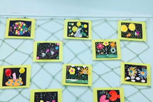 幼儿园美术作品墙面布置图片2张
