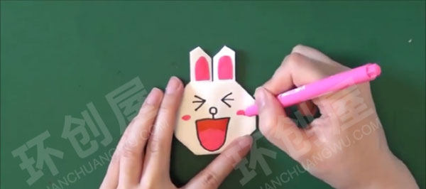 幼儿园美工区折纸兔图片